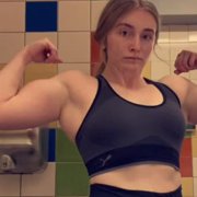 Teen muscle girl Powerlifter Abigail